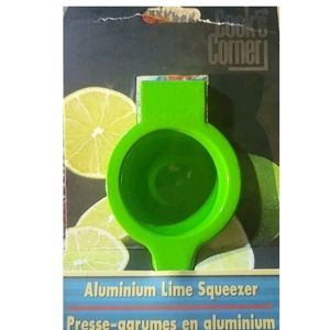 Cook's CoRner Lemon Press Orange Lime Squeezer Fruit Juicer Hand Press